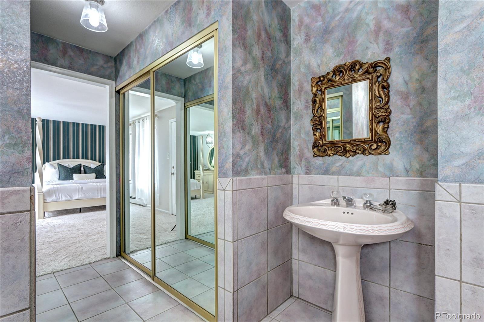 MLS Image #24 for 561  saulsbury street,lakewood, Colorado