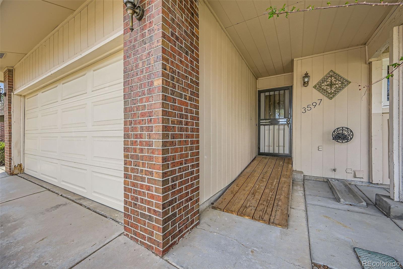 MLS Image #2 for 3597 s joplin street,aurora, Colorado