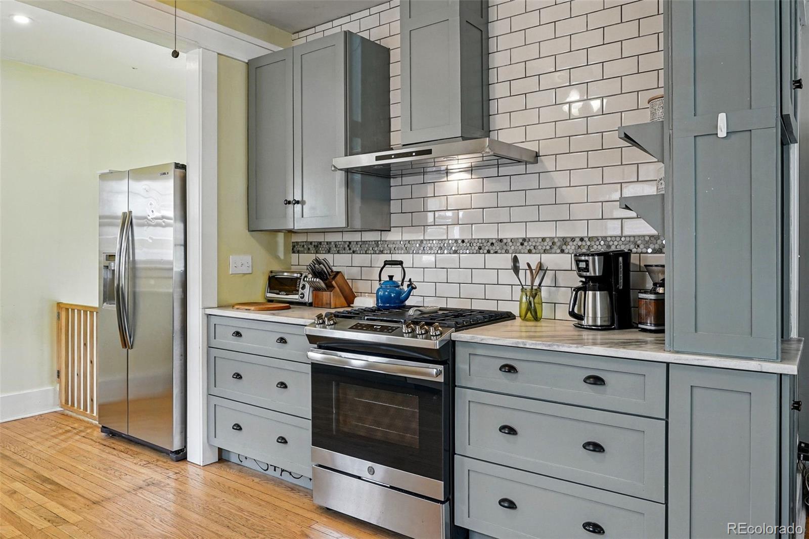 MLS Image #13 for 3415 n vine street,denver, Colorado