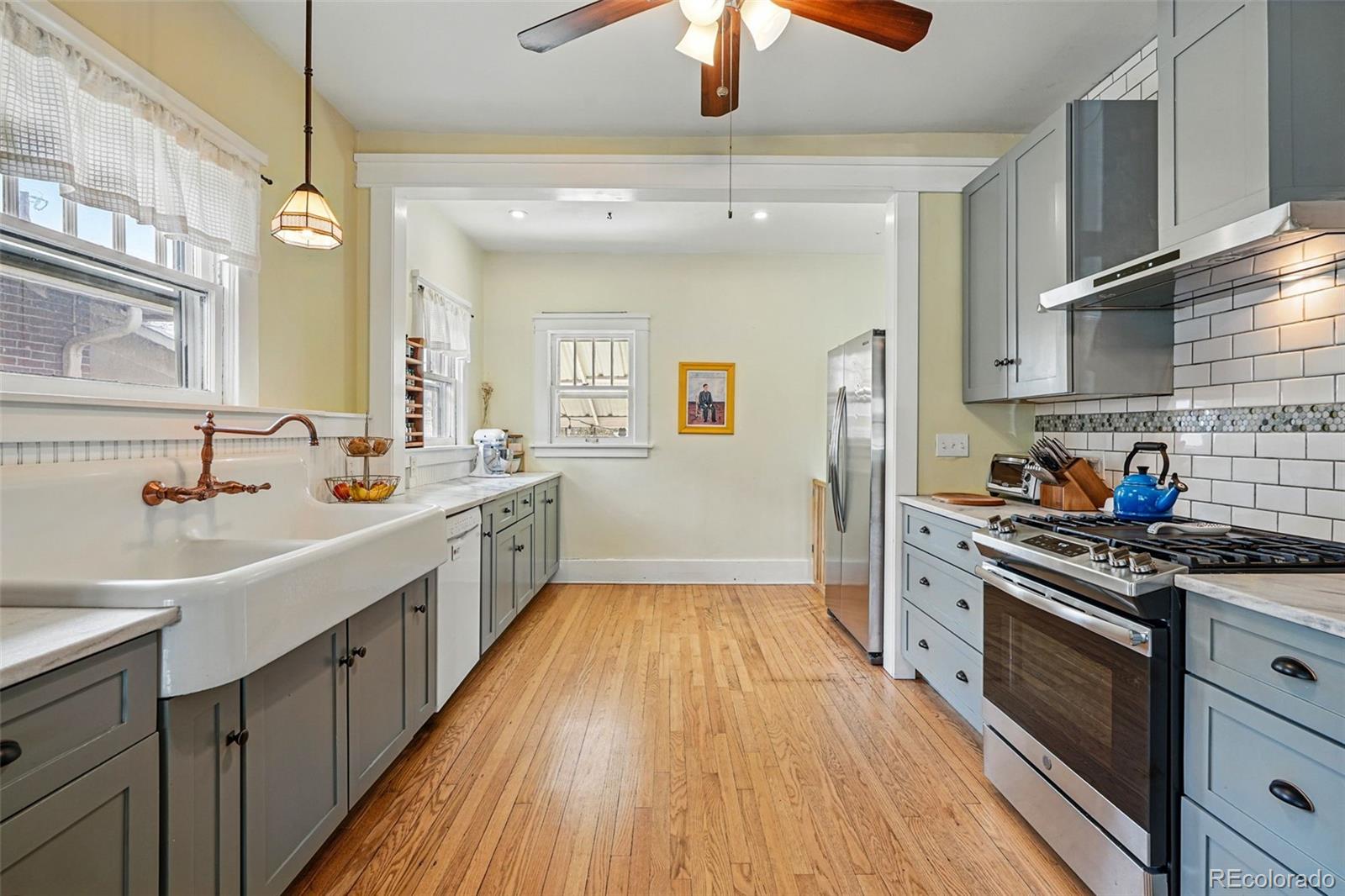 MLS Image #14 for 3415 n vine street,denver, Colorado