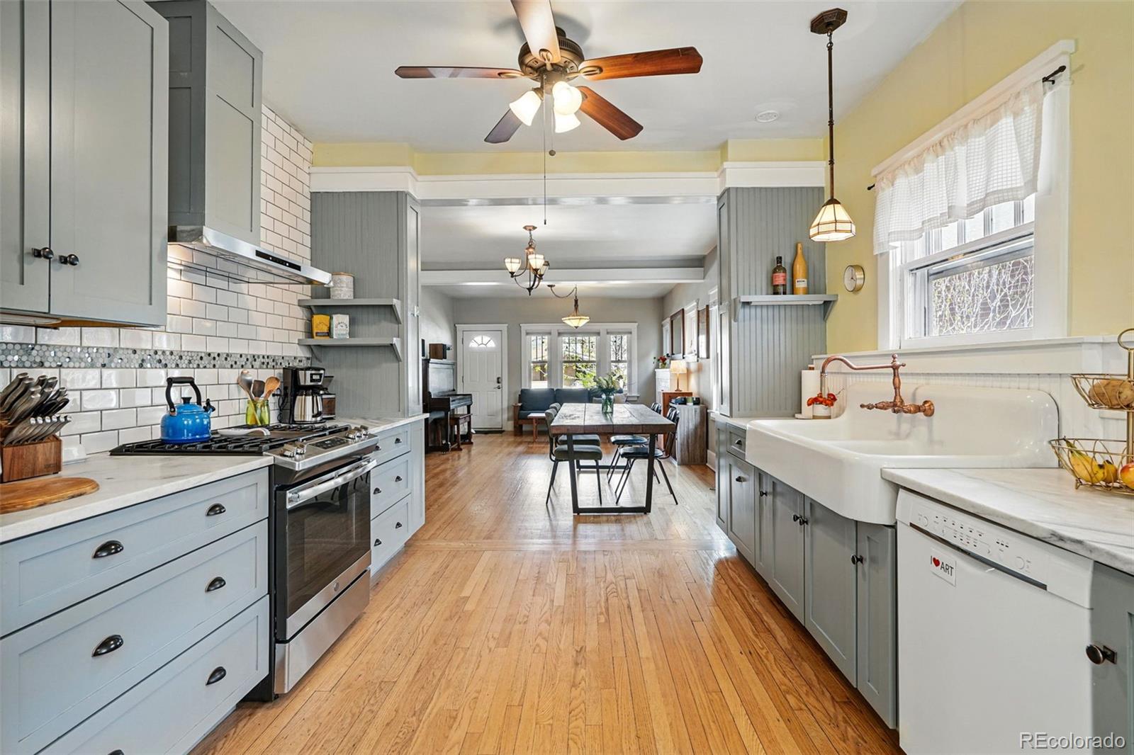 MLS Image #15 for 3415 n vine street,denver, Colorado