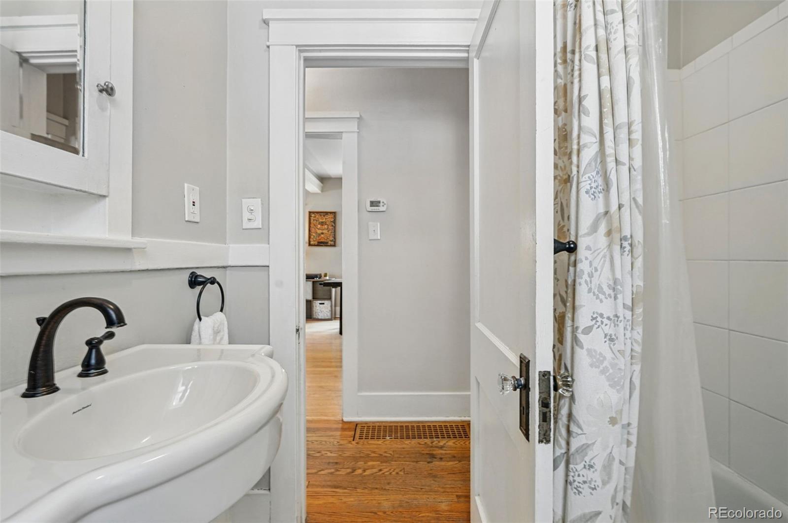 MLS Image #21 for 3415 n vine street,denver, Colorado