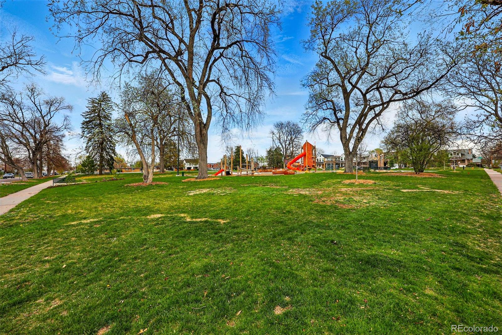 MLS Image #38 for 3415 n vine street,denver, Colorado
