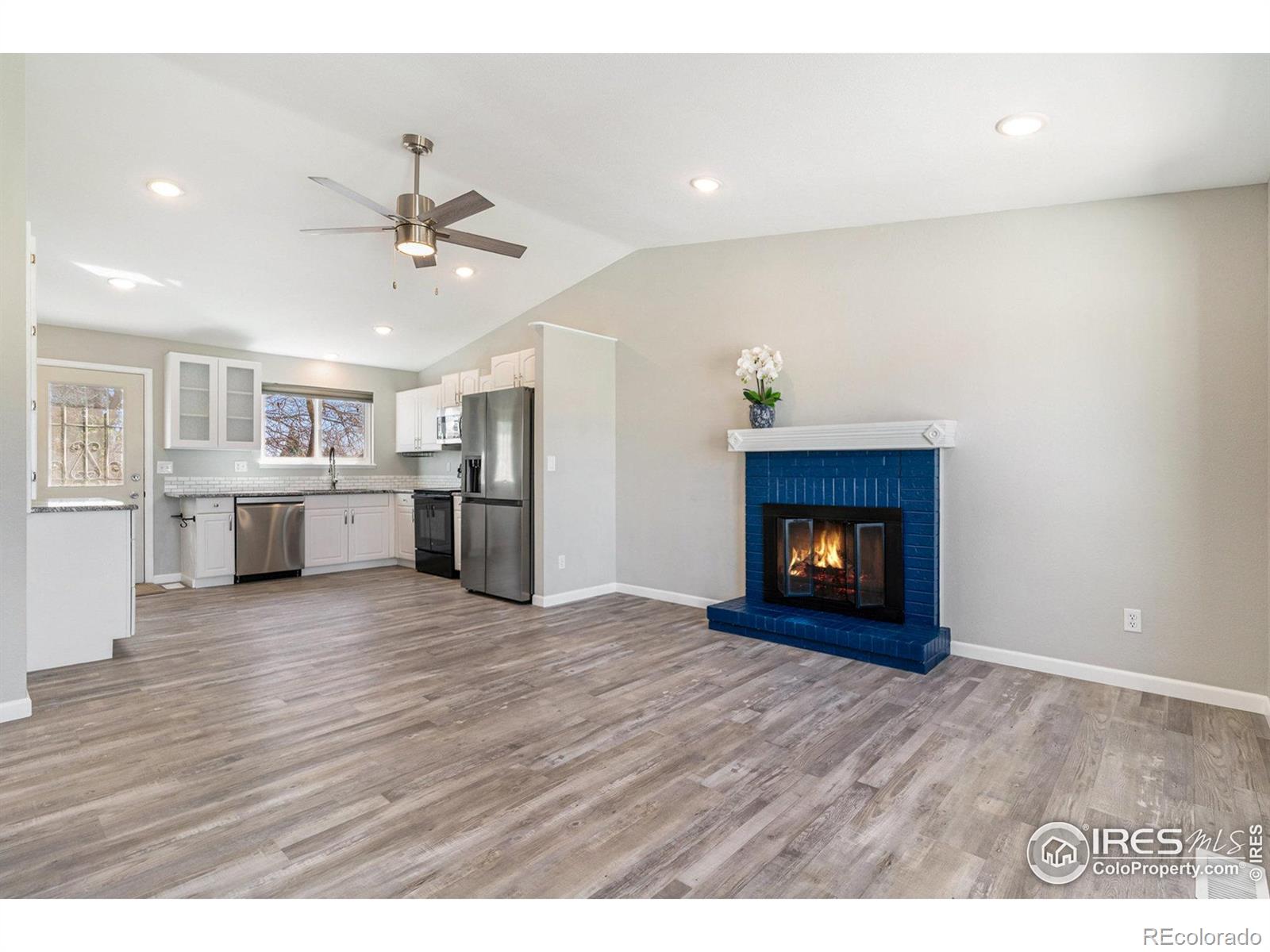 MLS Image #4 for 824  bitterbrush lane,fort collins, Colorado