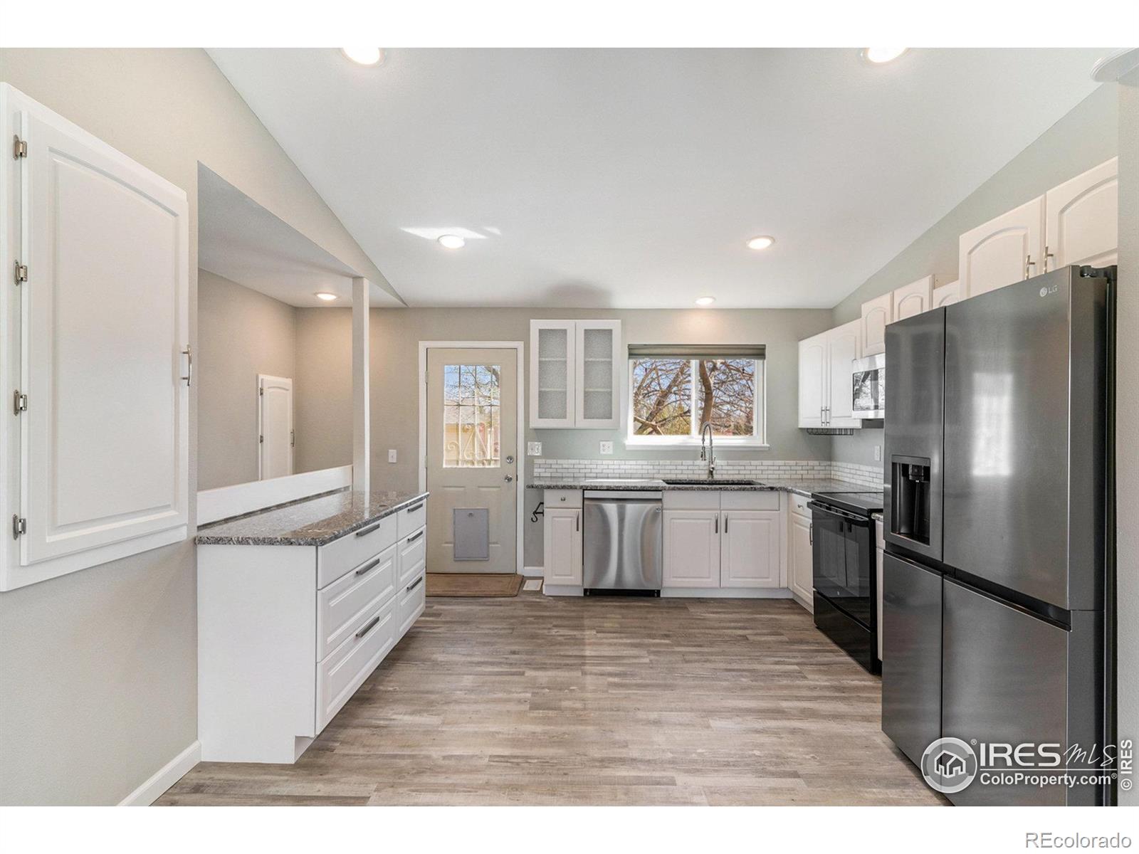 MLS Image #7 for 824  bitterbrush lane,fort collins, Colorado