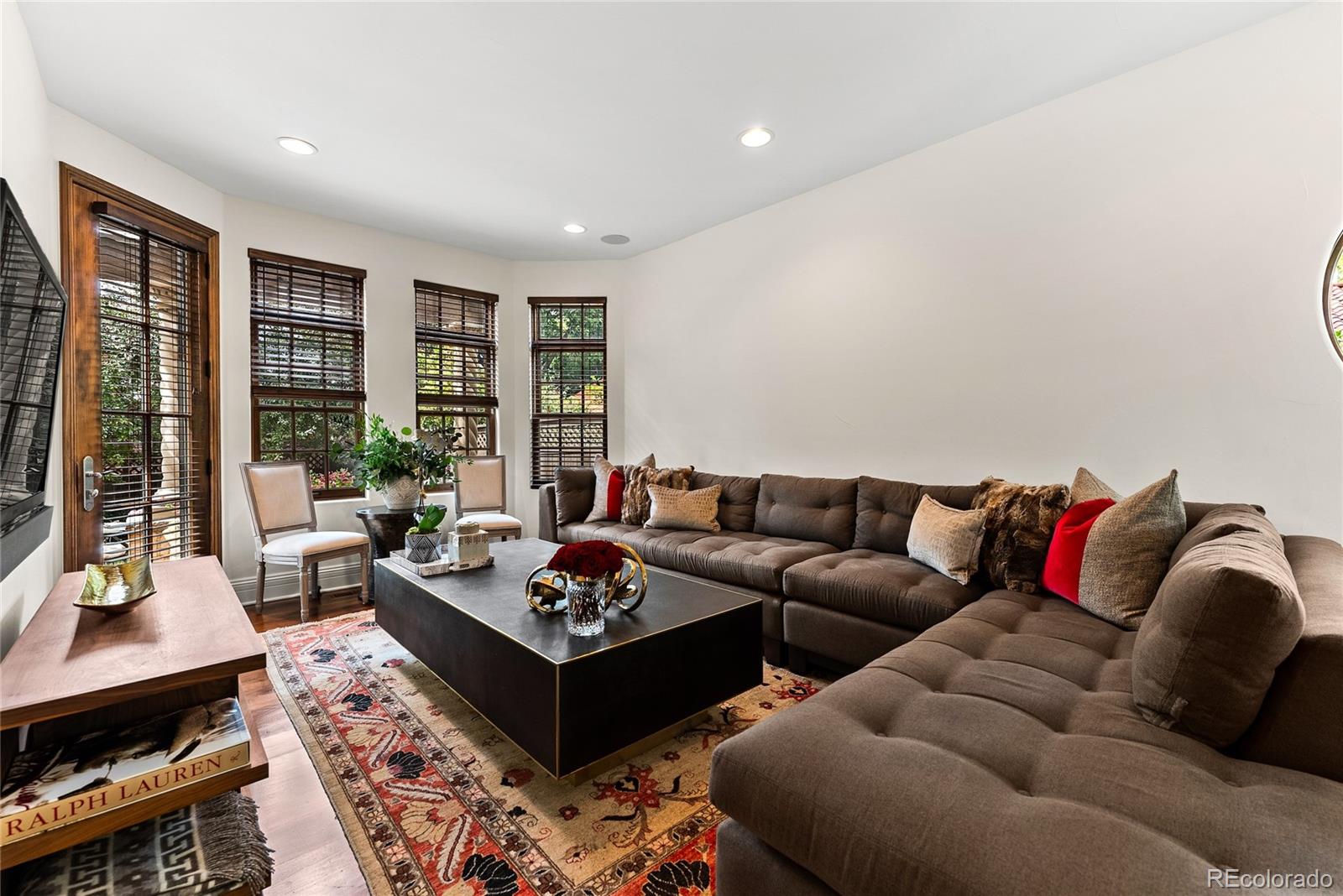MLS Image #17 for 1027 s fillmore way,denver, Colorado