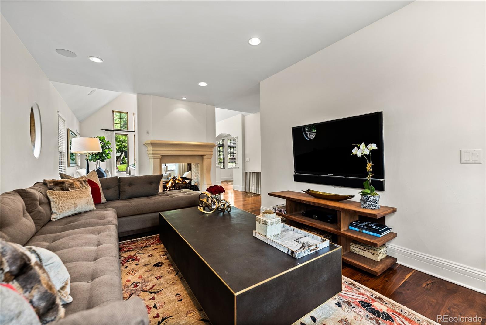 MLS Image #18 for 1027 s fillmore way,denver, Colorado