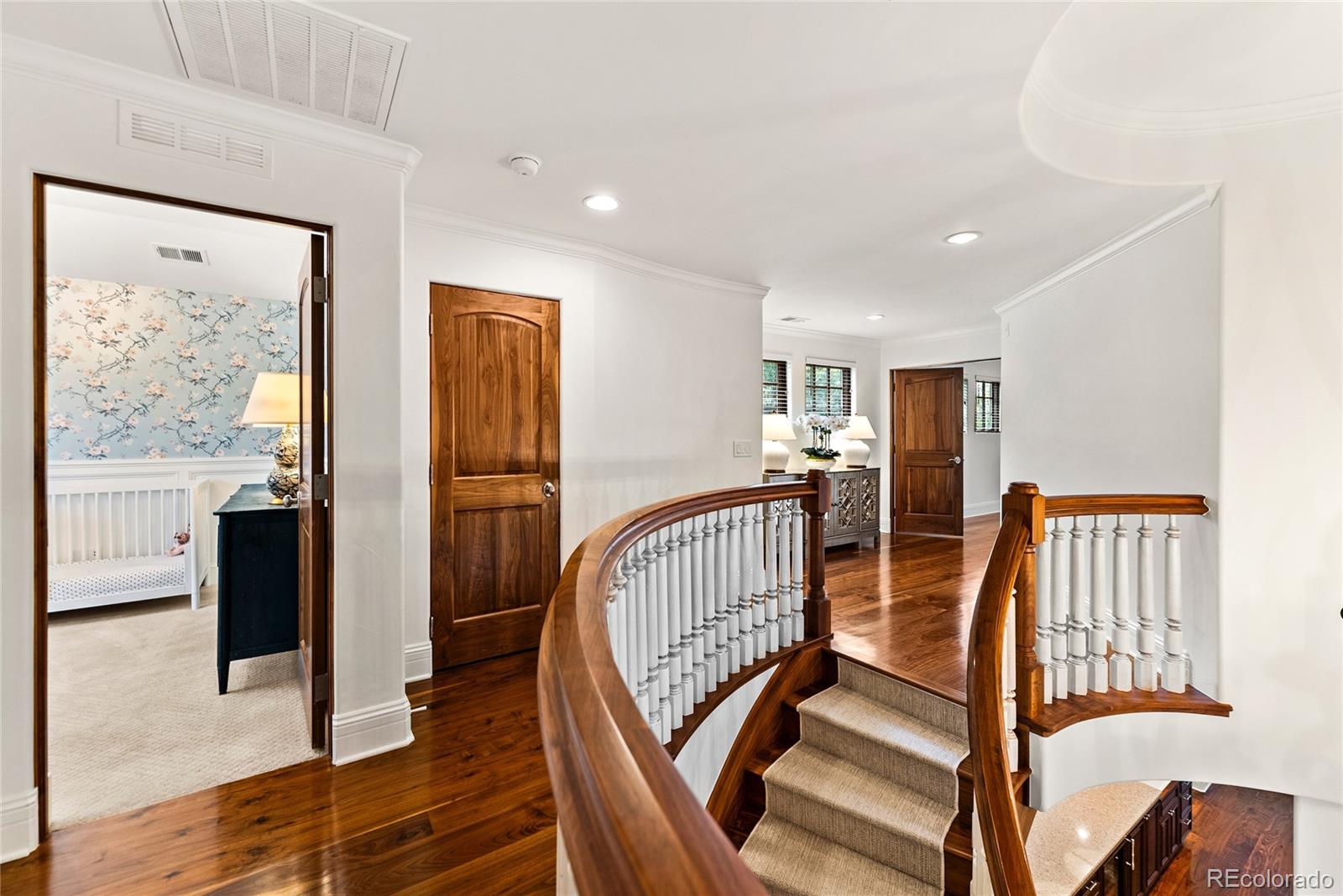 MLS Image #27 for 1027 s fillmore way,denver, Colorado