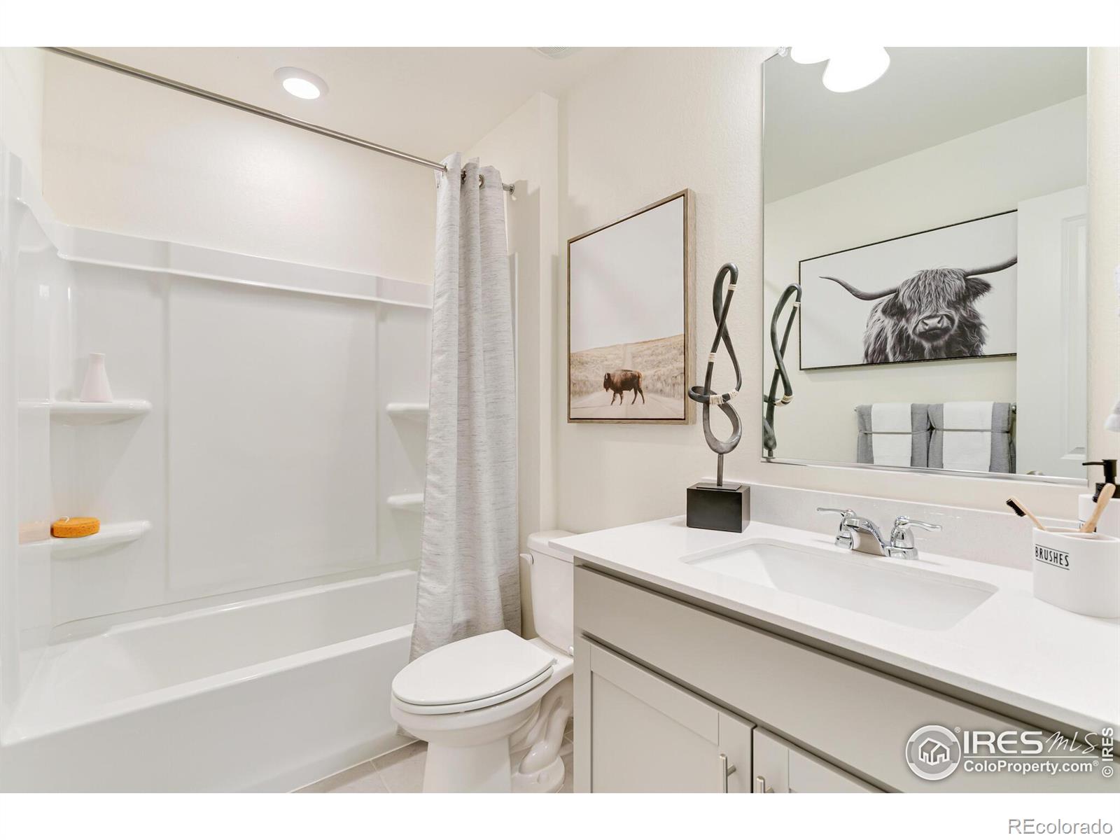 MLS Image #27 for 4703  combine lane,johnstown, Colorado
