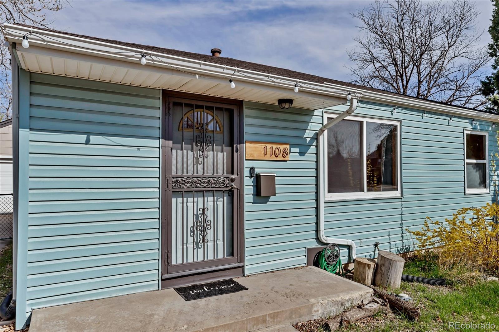 MLS Image #3 for 1108  roslyn street,denver, Colorado