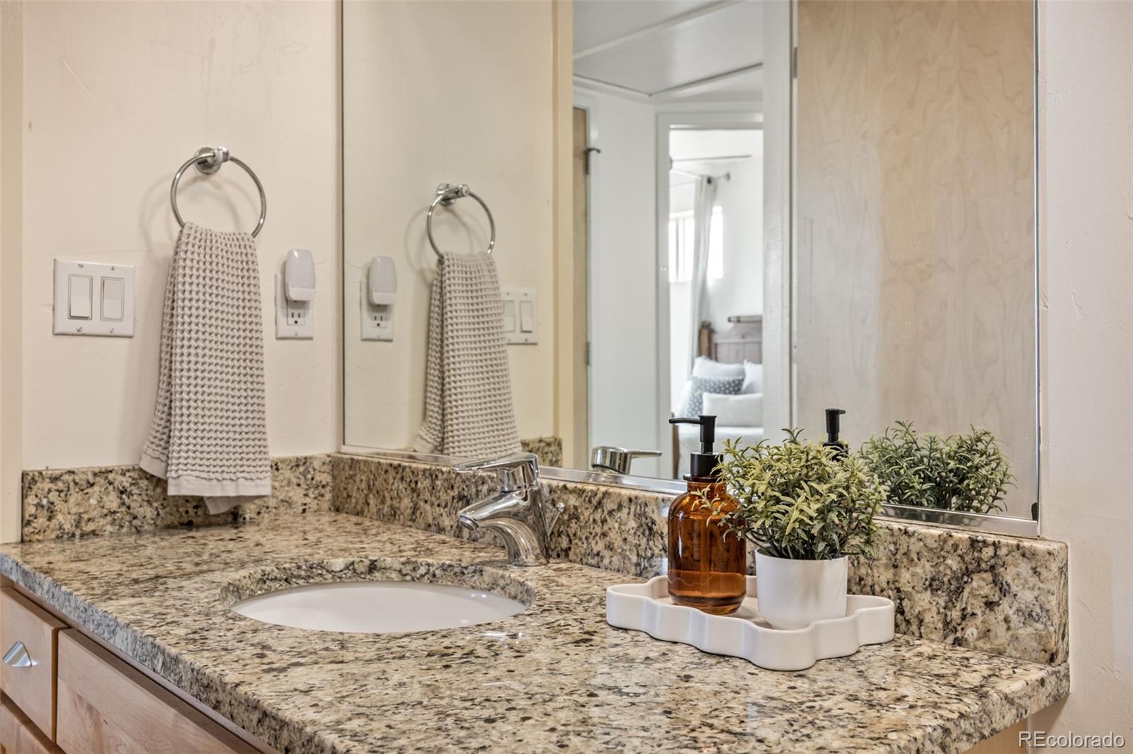 MLS Image #19 for 2900 w 44th avenue,denver, Colorado
