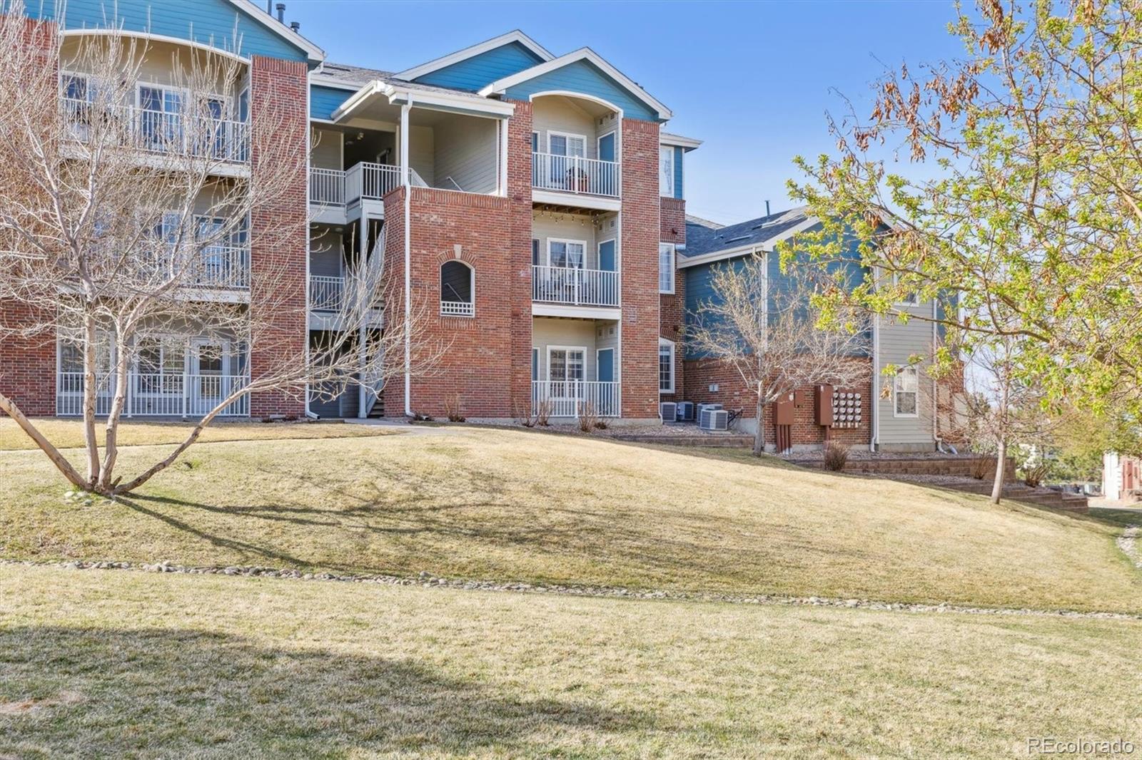 MLS Image #14 for 2705 s danube way,aurora, Colorado