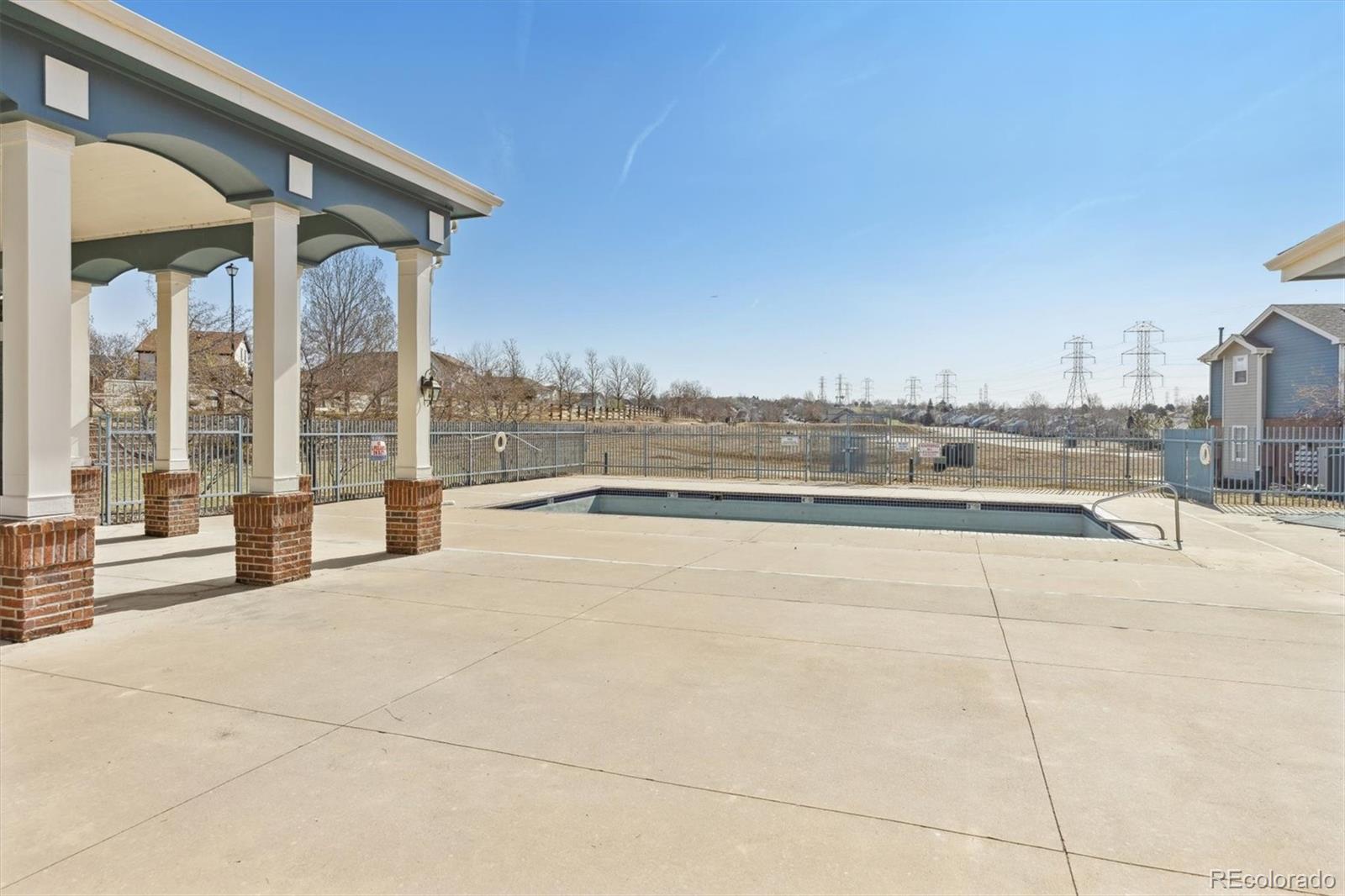 MLS Image #16 for 2705 s danube way,aurora, Colorado