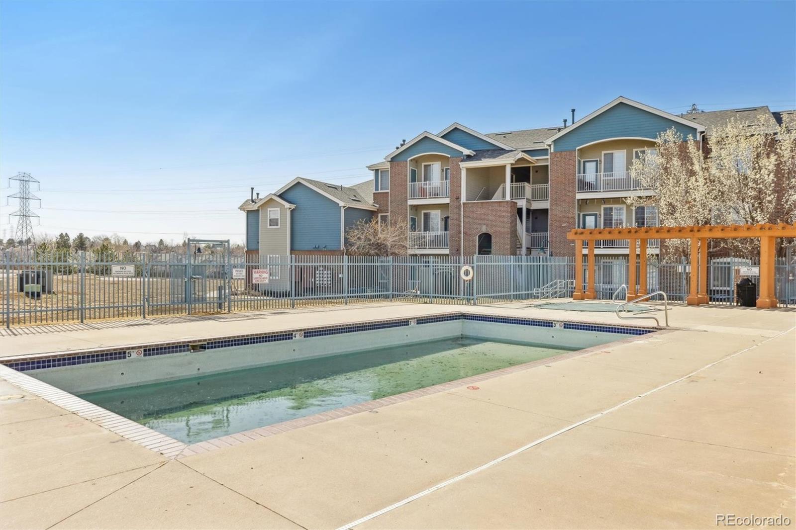 MLS Image #17 for 2705 s danube way,aurora, Colorado