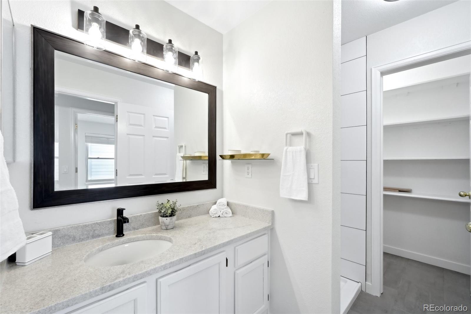 MLS Image #17 for 1383 w 88th avenue,thornton, Colorado