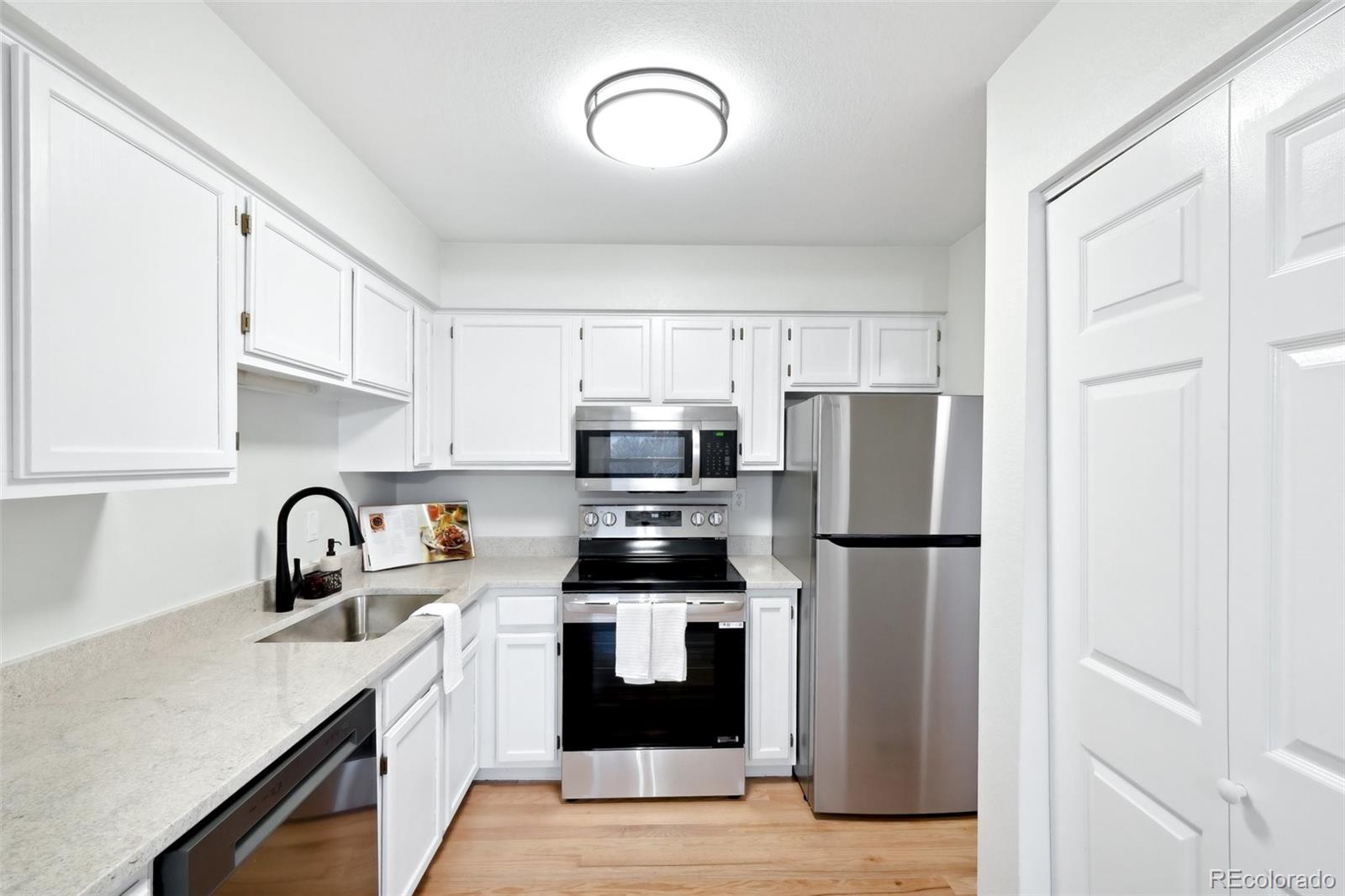 MLS Image #5 for 1383 w 88th avenue,thornton, Colorado