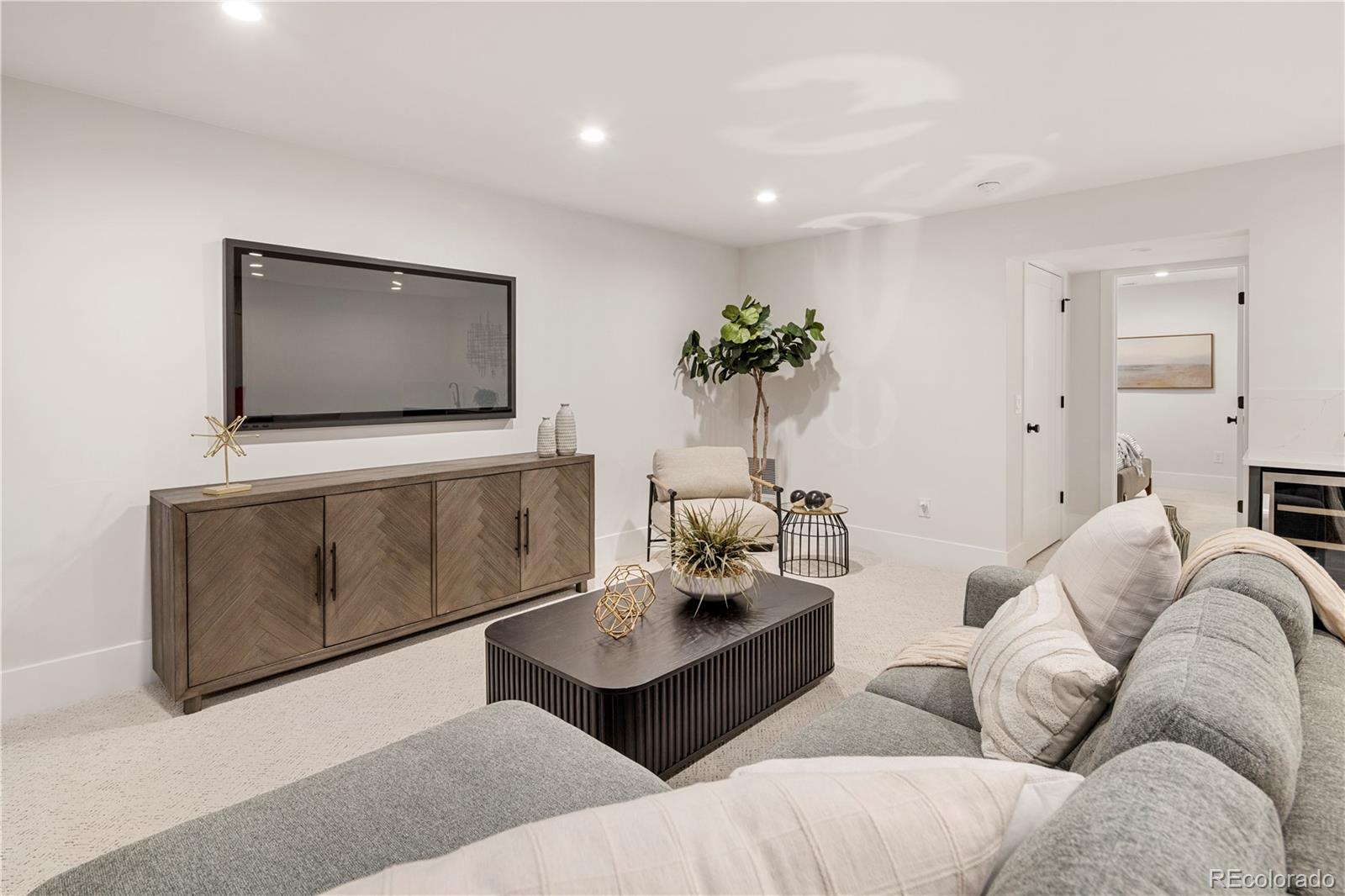 MLS Image #33 for 2230  36 th avenue,denver, Colorado