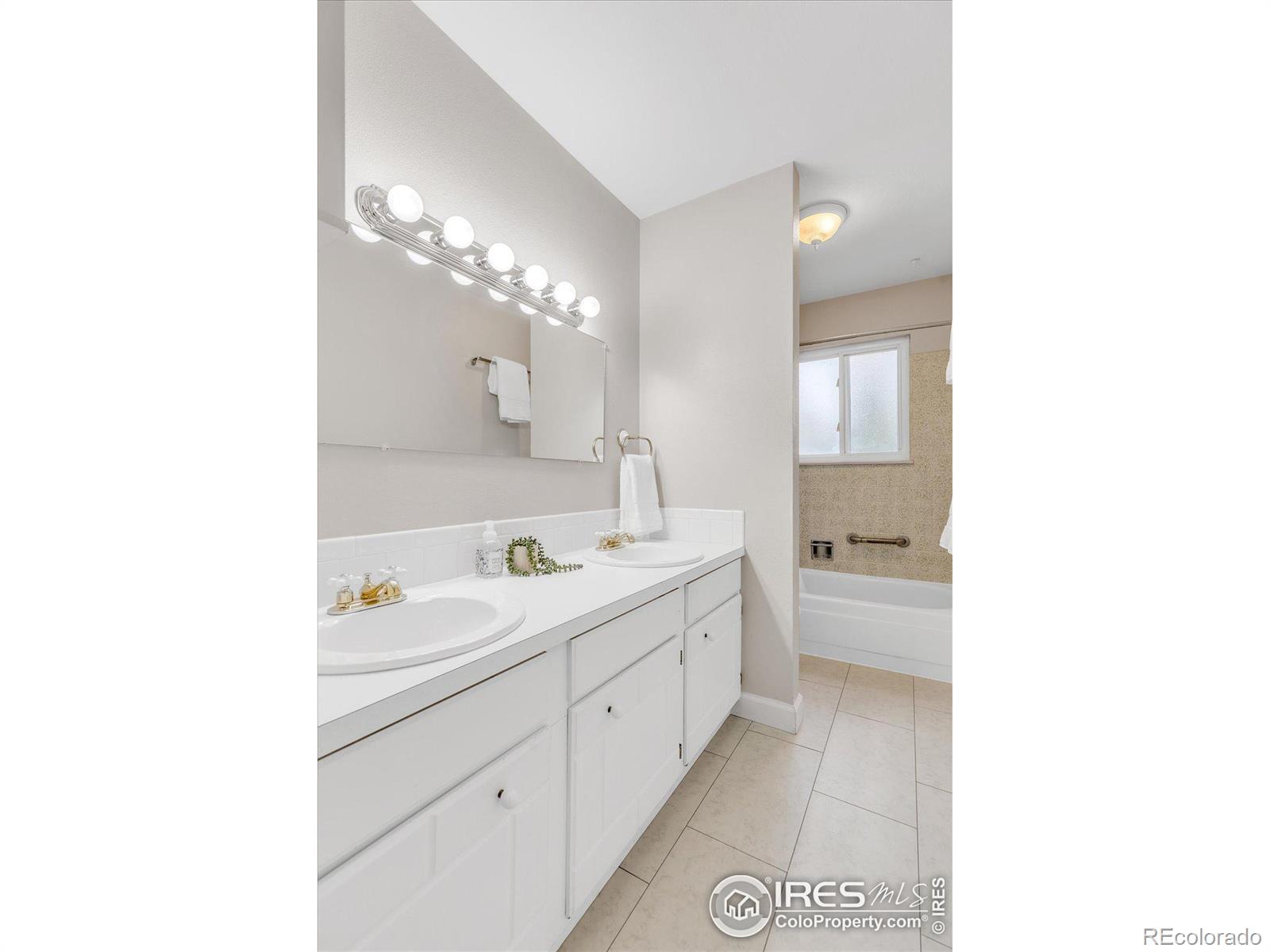 MLS Image #11 for 16  texas lane,longmont, Colorado