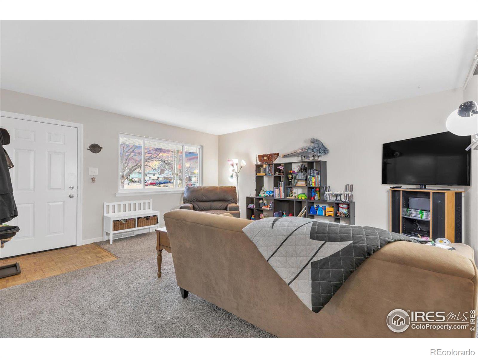 MLS Image #3 for 16  texas lane,longmont, Colorado