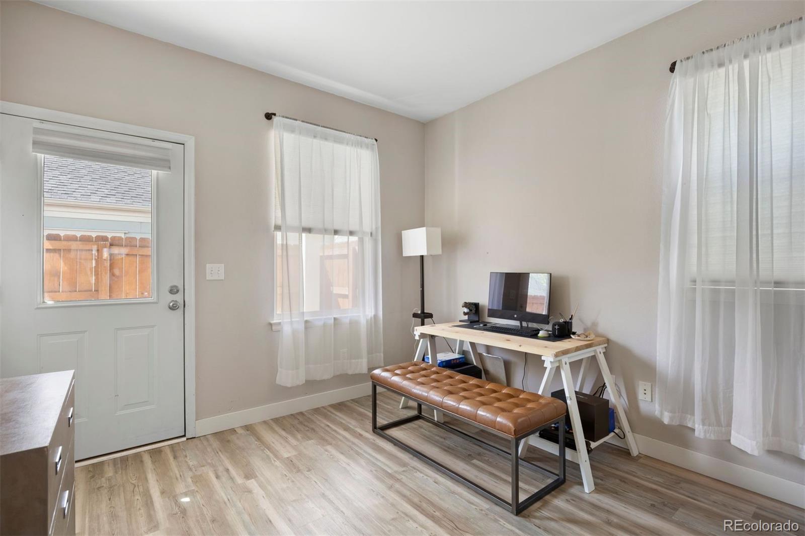 MLS Image #14 for 2643  roslyn street,denver, Colorado