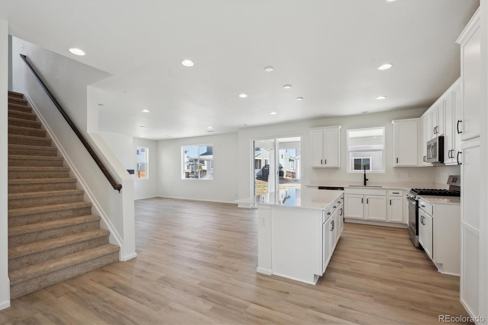MLS Image #3 for 1318  sienna peak circle,erie, Colorado