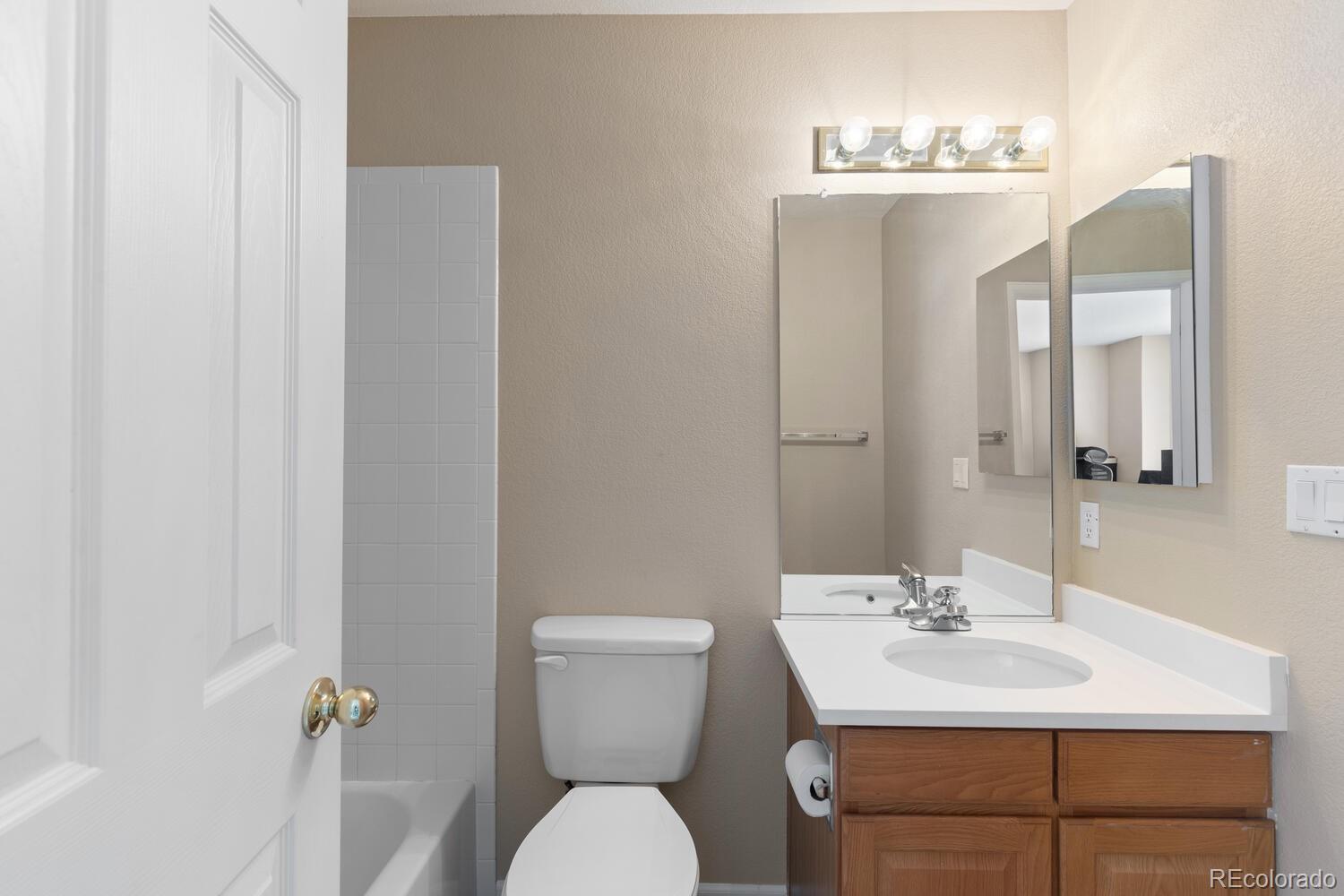 MLS Image #25 for 72  woodland circle,highlands ranch, Colorado