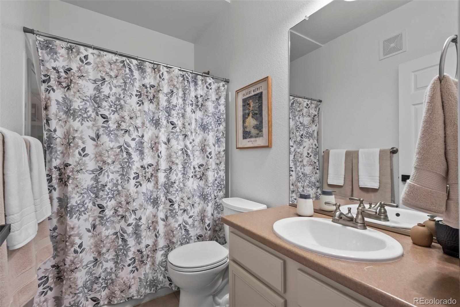 MLS Image #17 for 7222 s blackhawk street 203,englewood, Colorado