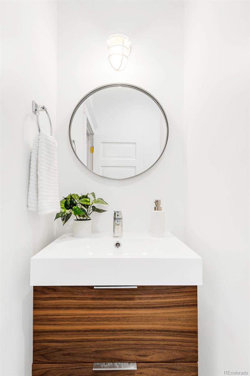MLS Image #26 for 1061  adams street,denver, Colorado