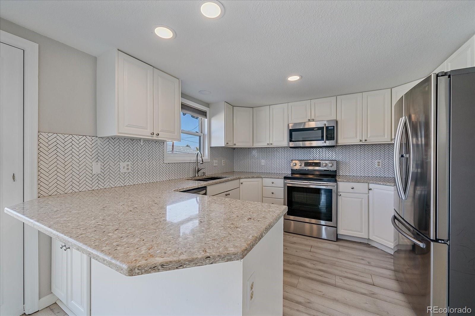 MLS Image #12 for 8225 s cody street,littleton, Colorado