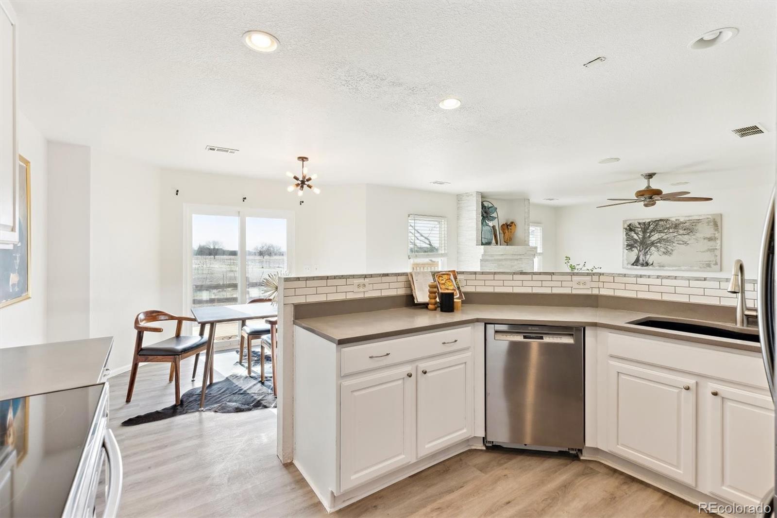 MLS Image #12 for 3633  dexter street,denver, Colorado