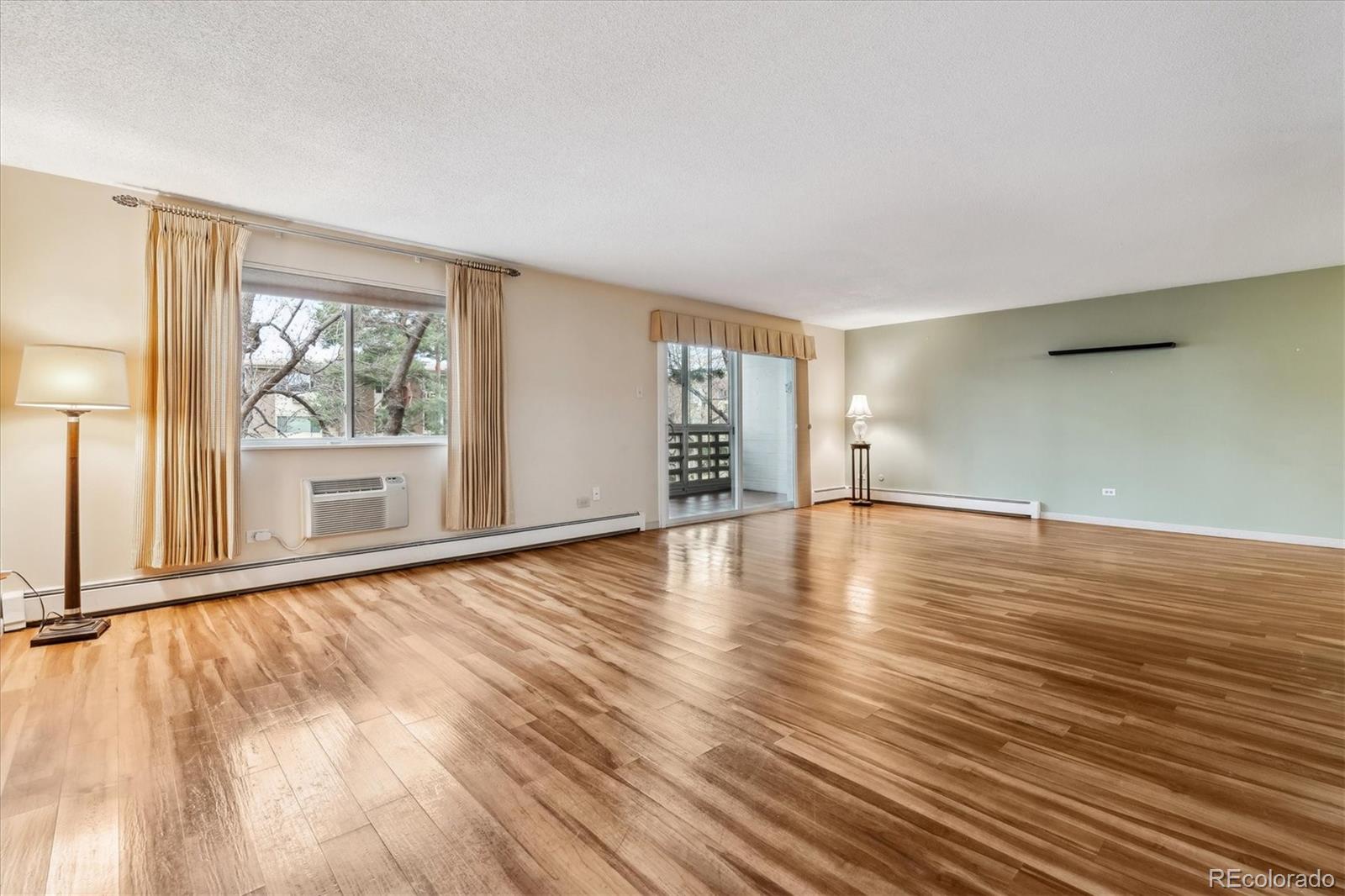 MLS Image #9 for 350 s clinton street,denver, Colorado