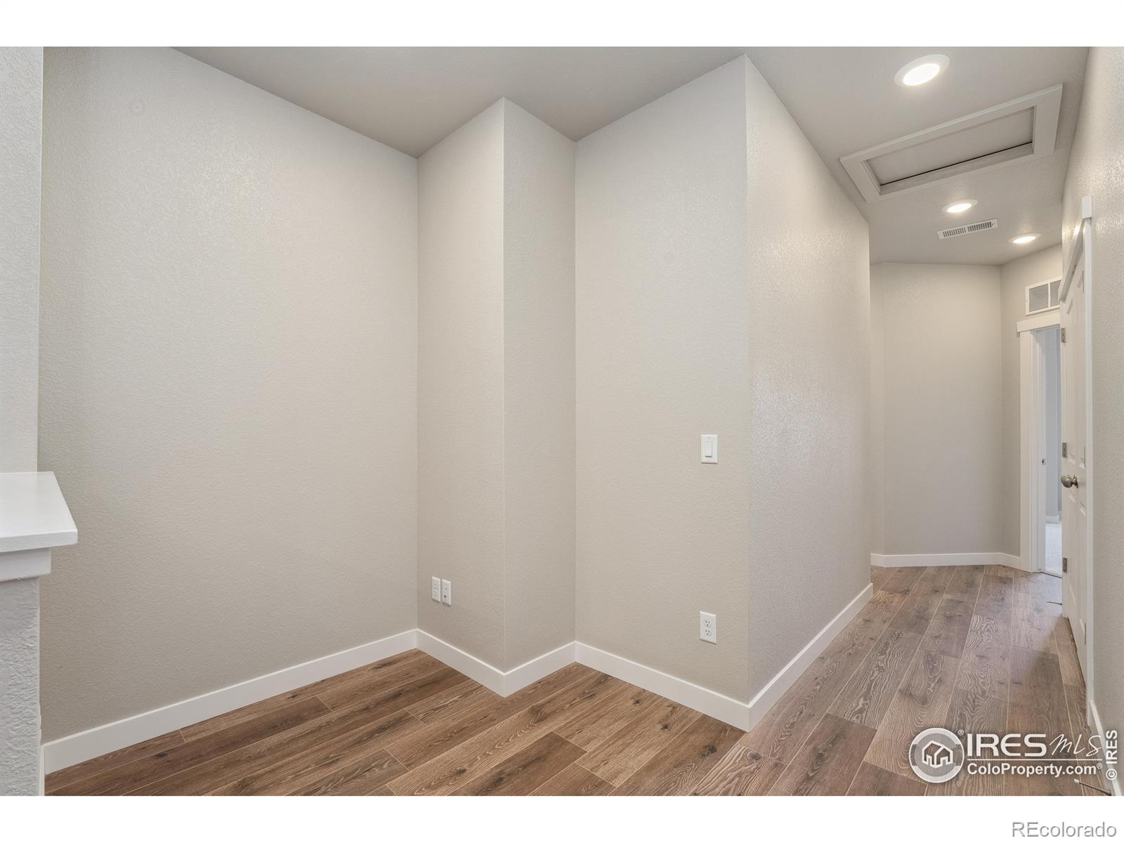 MLS Image #10 for 938  schlagel street,fort collins, Colorado