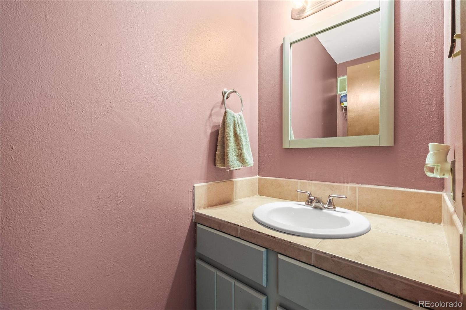 MLS Image #4 for 6838 s broadway ,centennial, Colorado