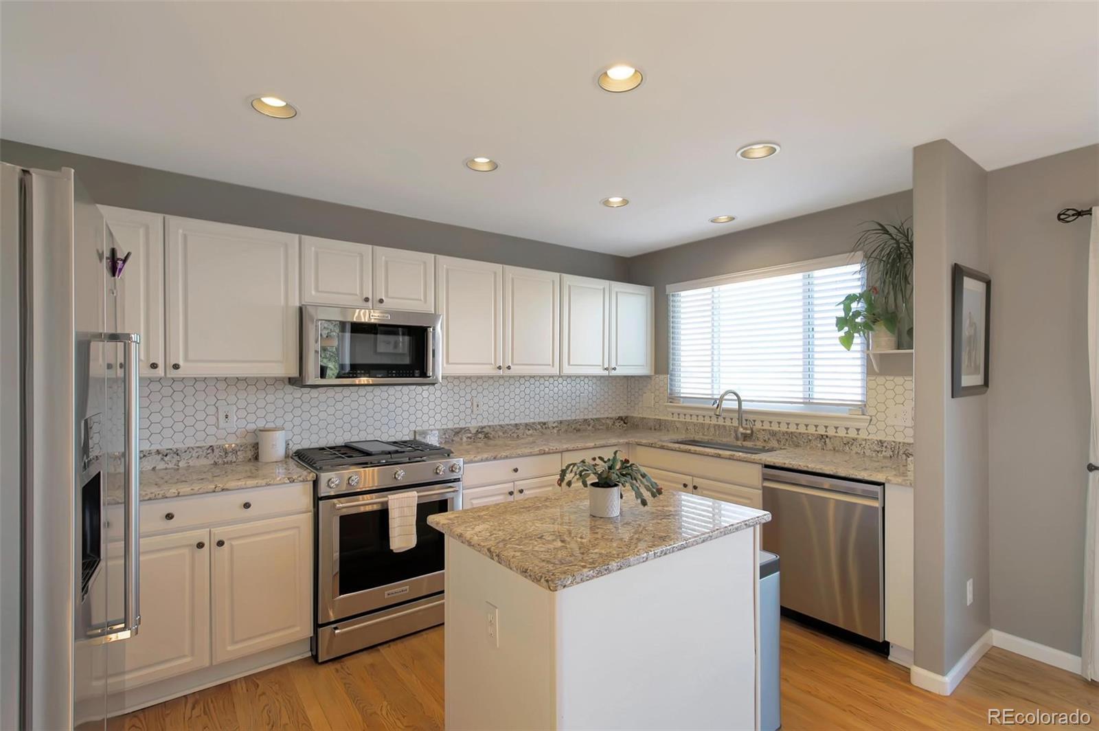MLS Image #7 for 9767  burberry way,highlands ranch, Colorado