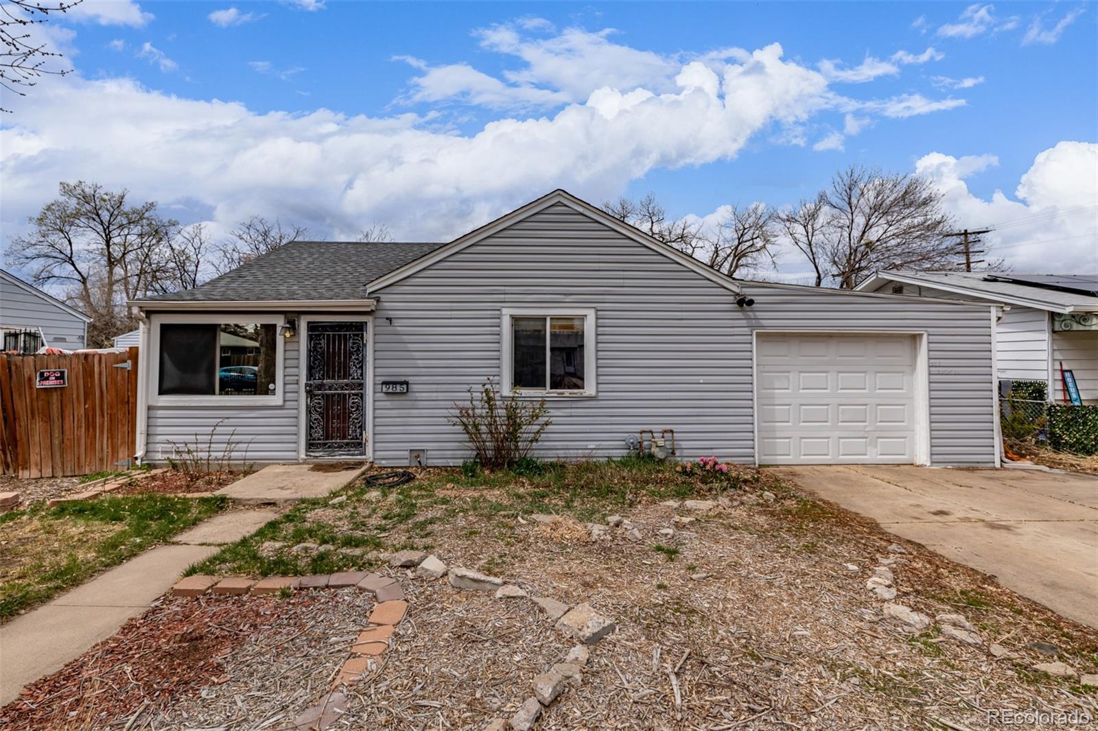 CMA Image for 705  kenton street,Aurora, Colorado