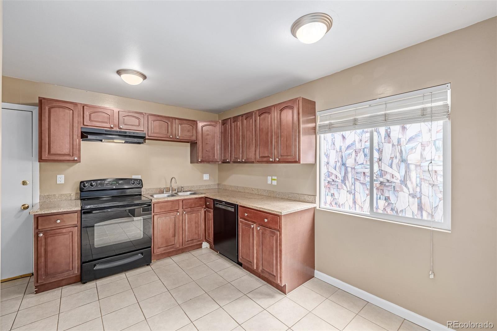 MLS Image #7 for 985  nile street,aurora, Colorado