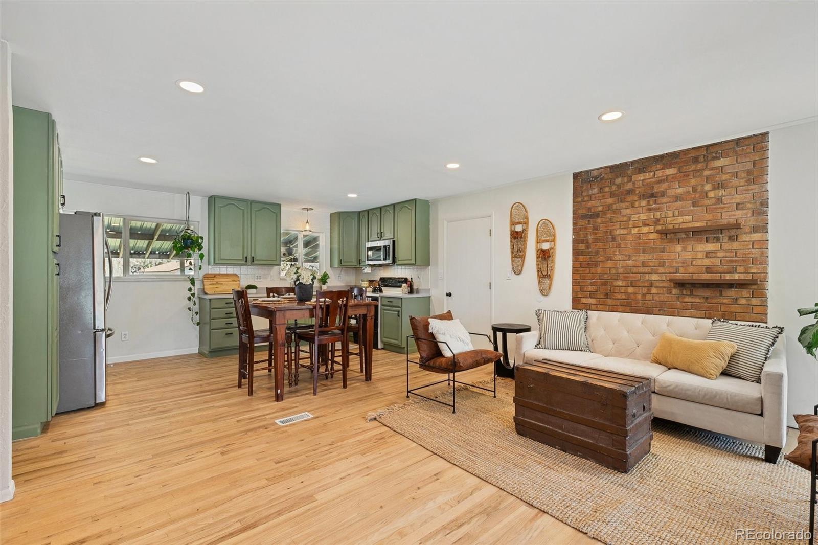 MLS Image #9 for 1030  de la vista place,colorado springs, Colorado