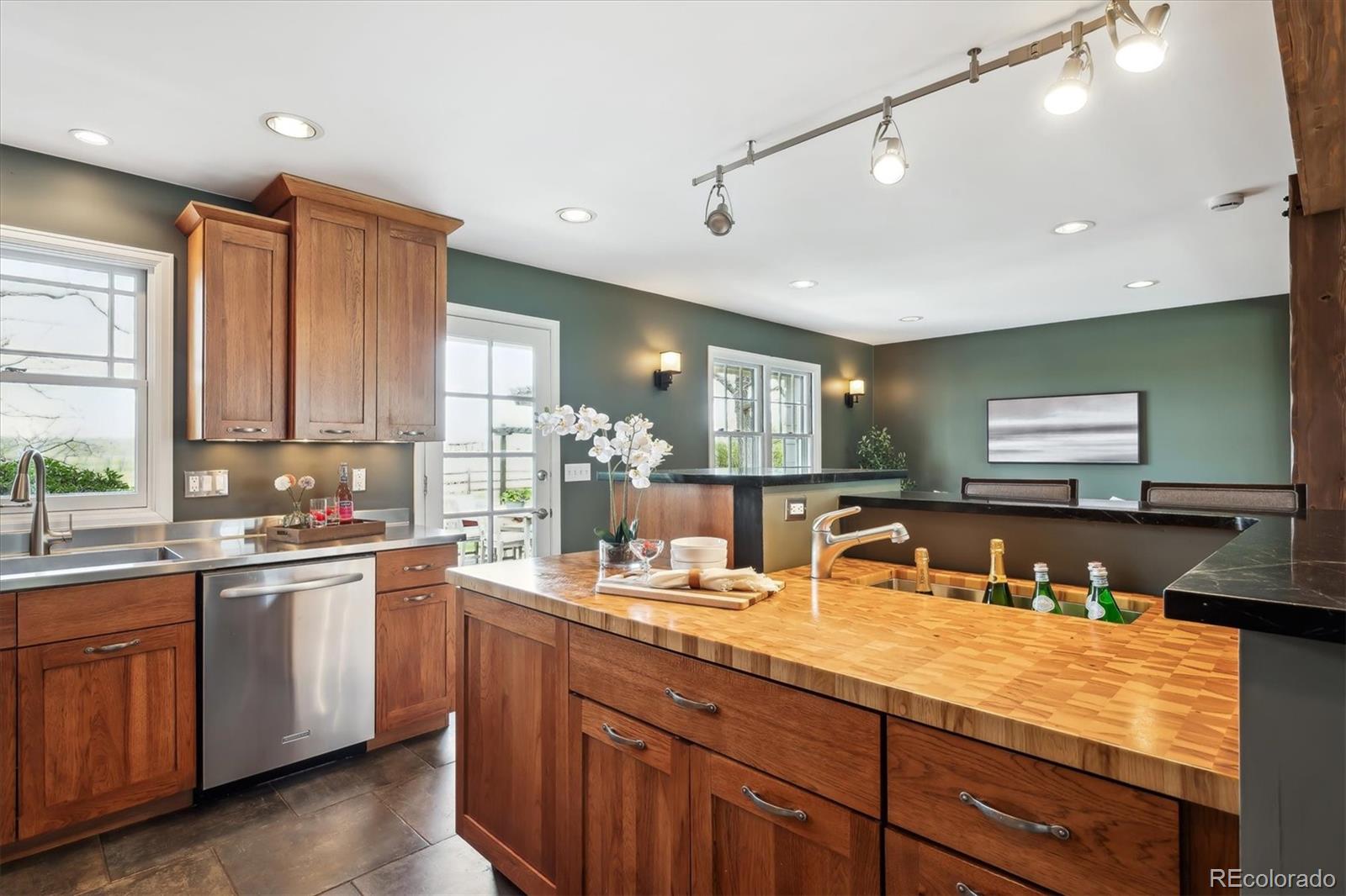 MLS Image #5 for 4358 s alton street,greenwood village, Colorado