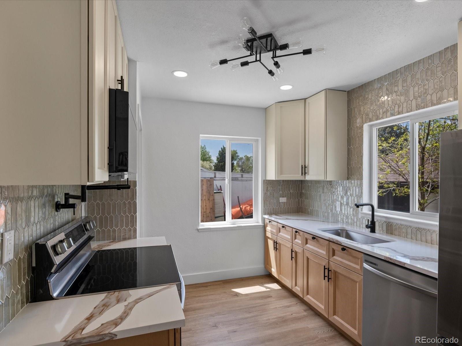 MLS Image #7 for 449  king street,denver, Colorado