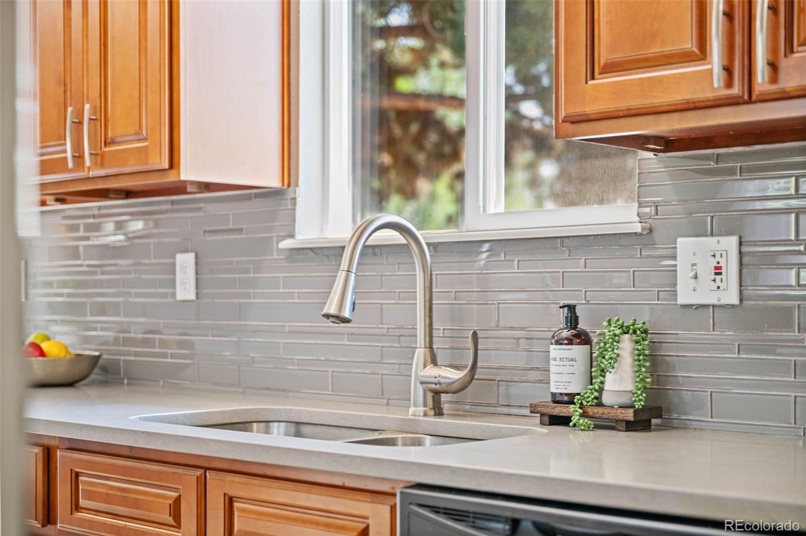 MLS Image #16 for 7906 s dover street,littleton, Colorado