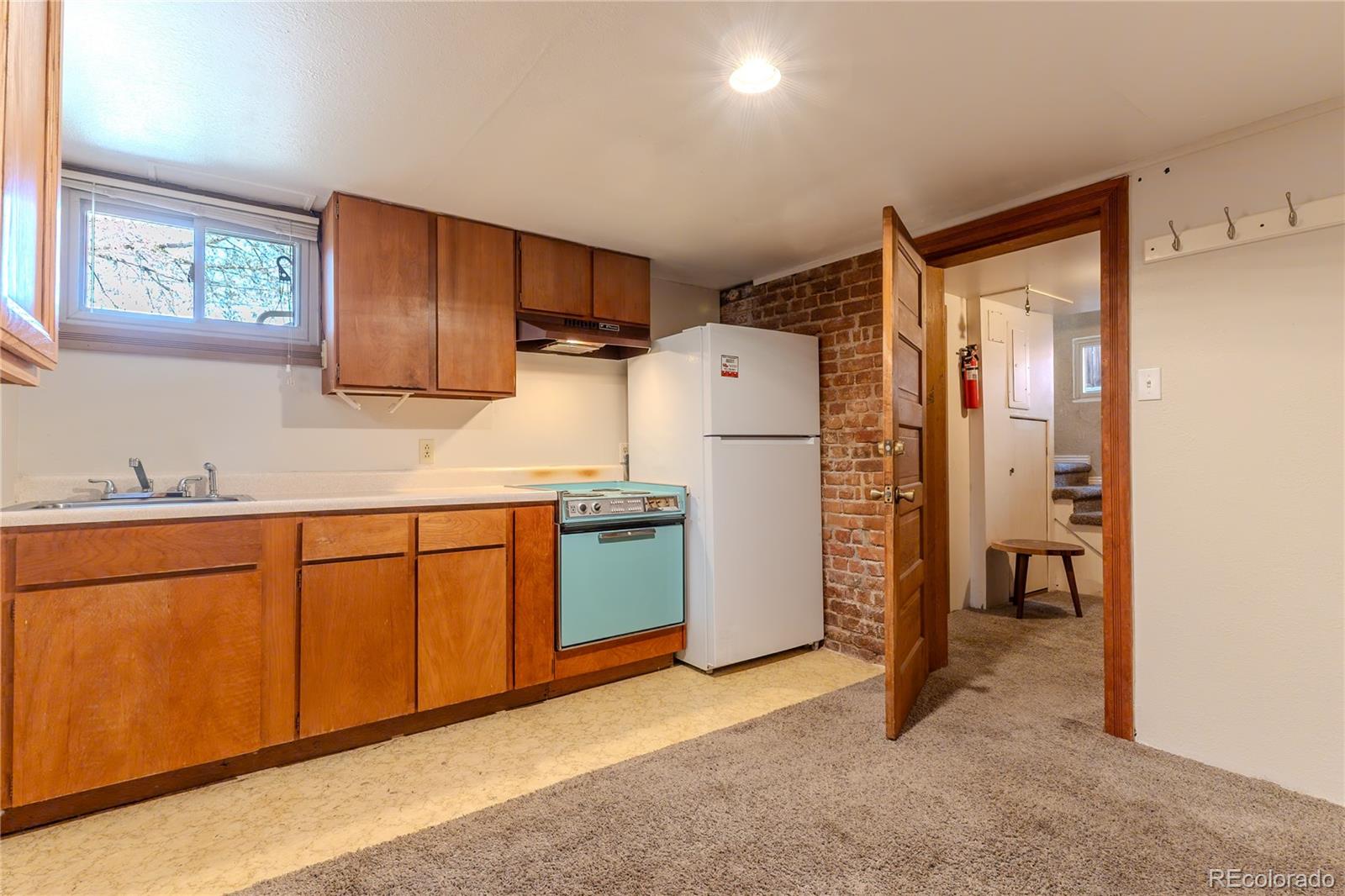 MLS Image #16 for 615 s grant street,denver, Colorado