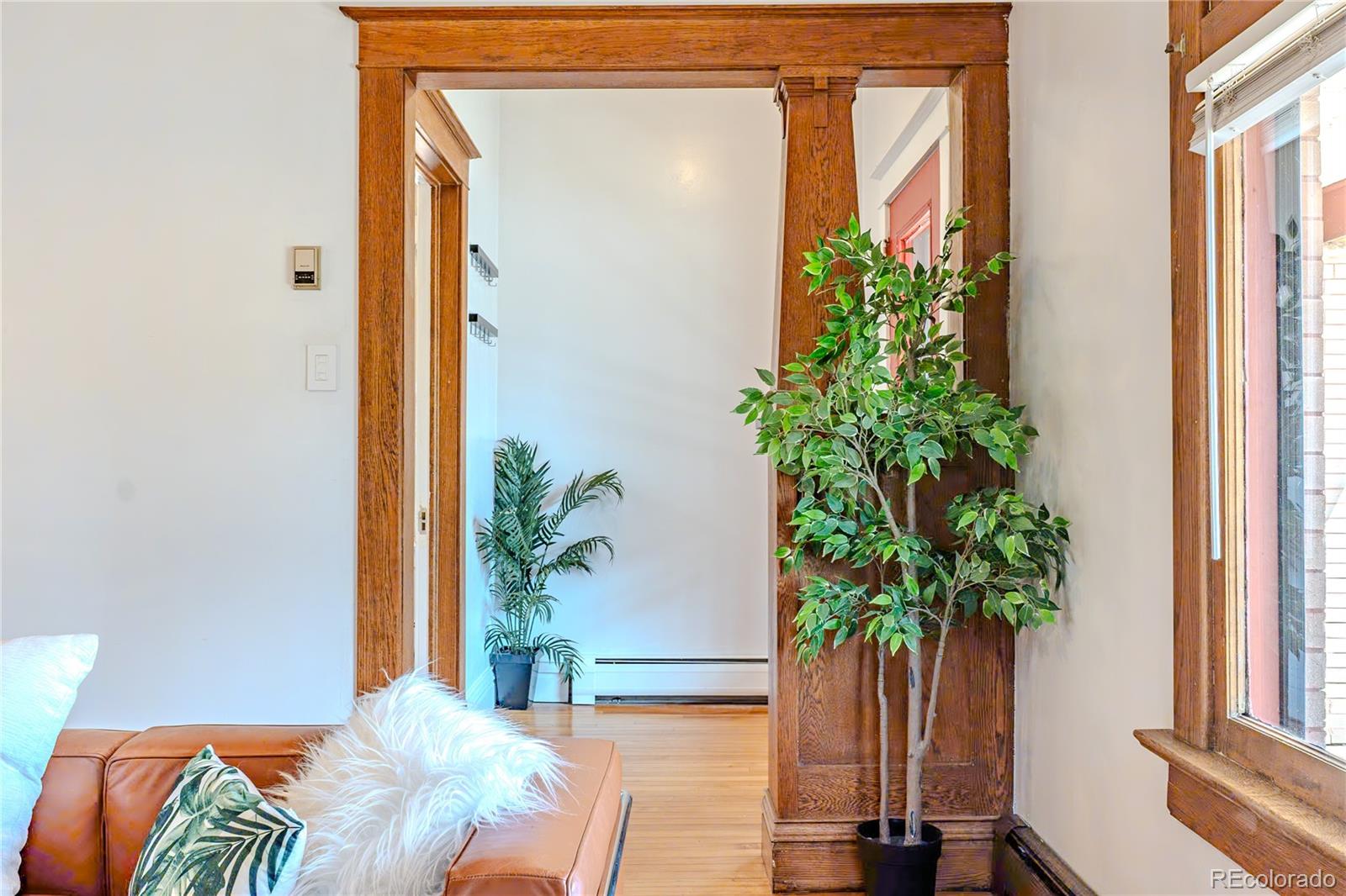 MLS Image #3 for 615 s grant street,denver, Colorado