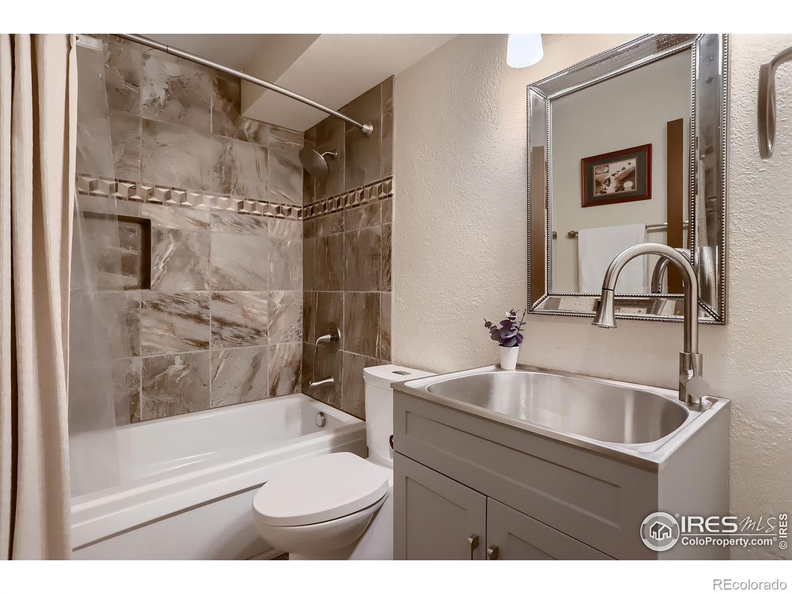 MLS Image #14 for 2614  denver avenue,longmont, Colorado