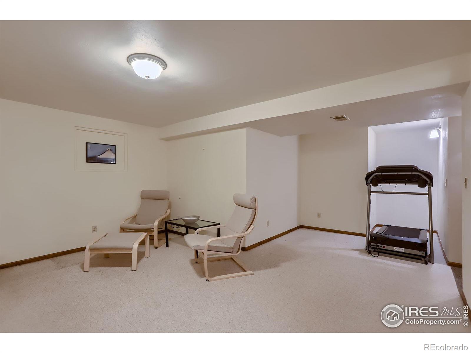 MLS Image #15 for 2614  denver avenue,longmont, Colorado