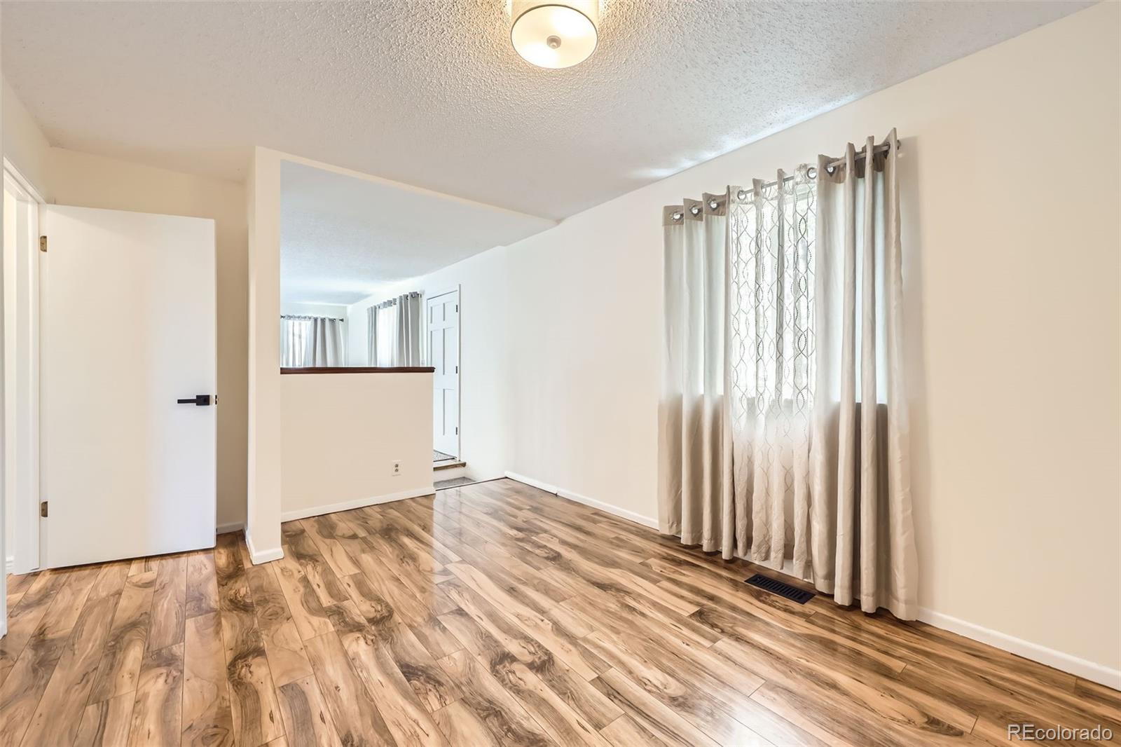 MLS Image #3 for 4016 e 113th place,thornton, Colorado