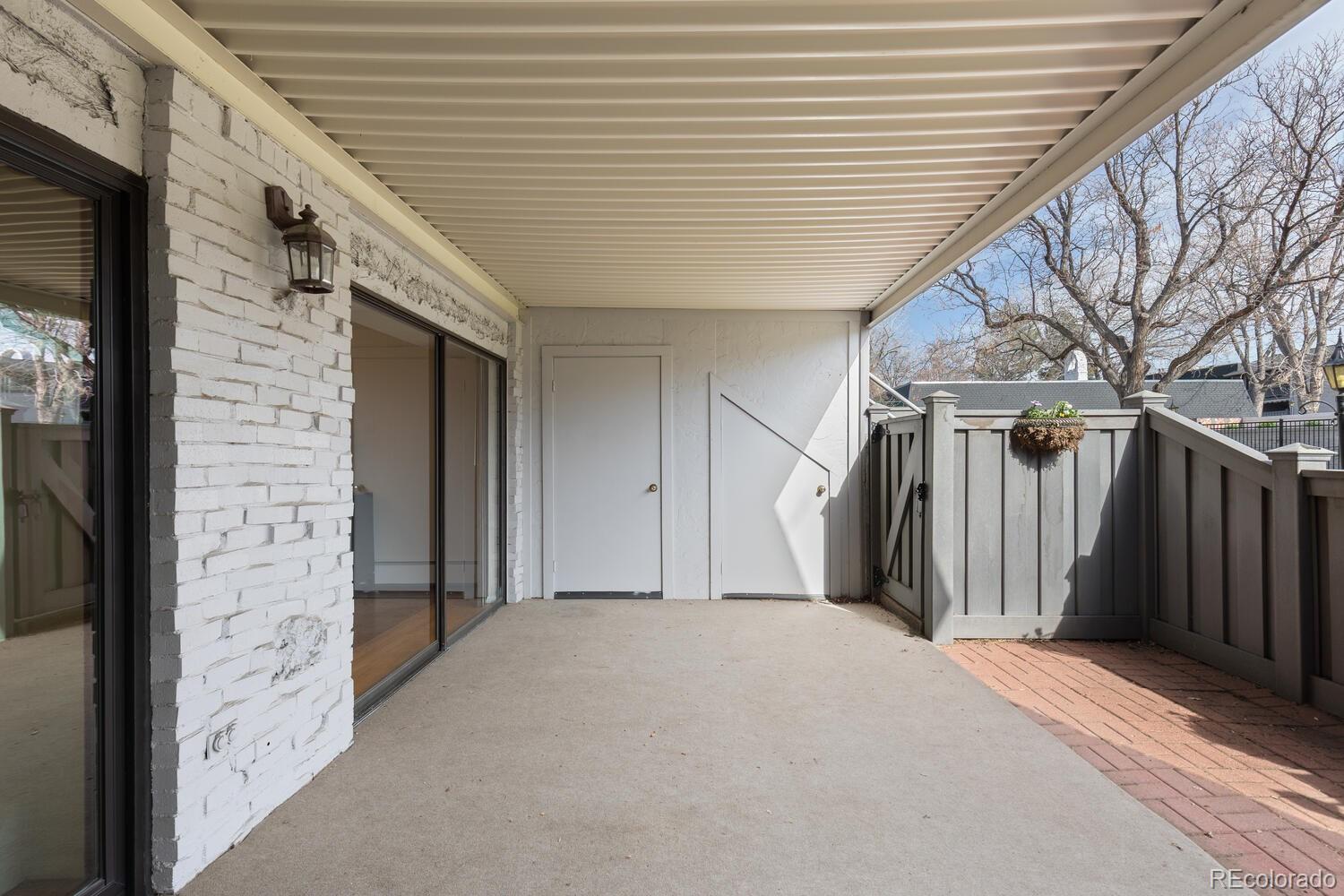 MLS Image #13 for 3511 s hillcrest drive,denver, Colorado