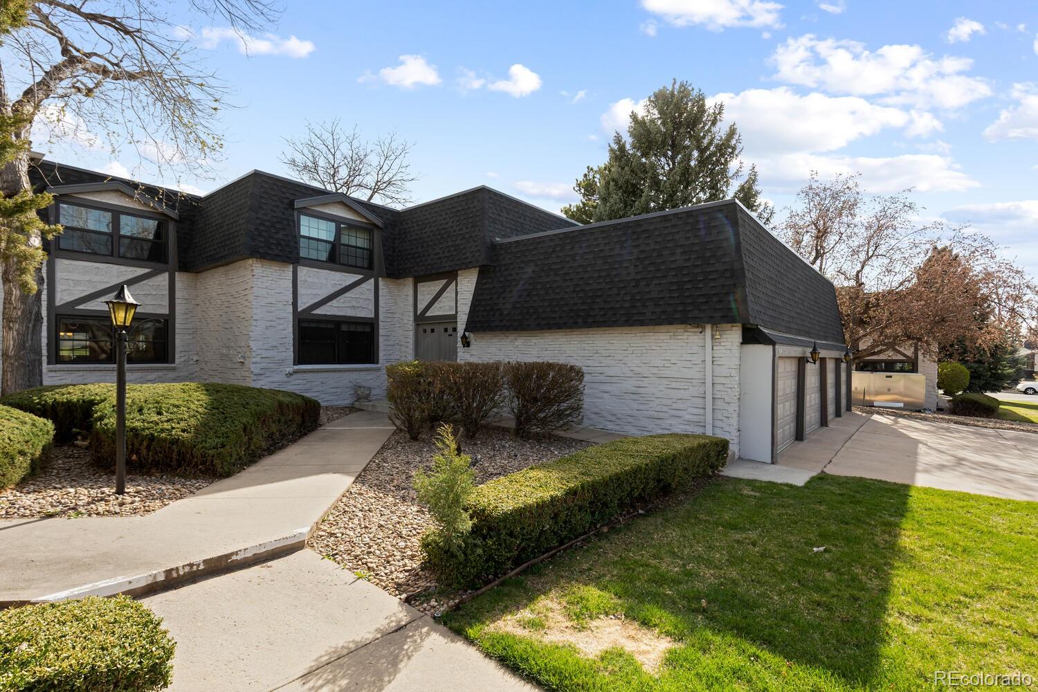 MLS Image #27 for 3511 s hillcrest drive,denver, Colorado