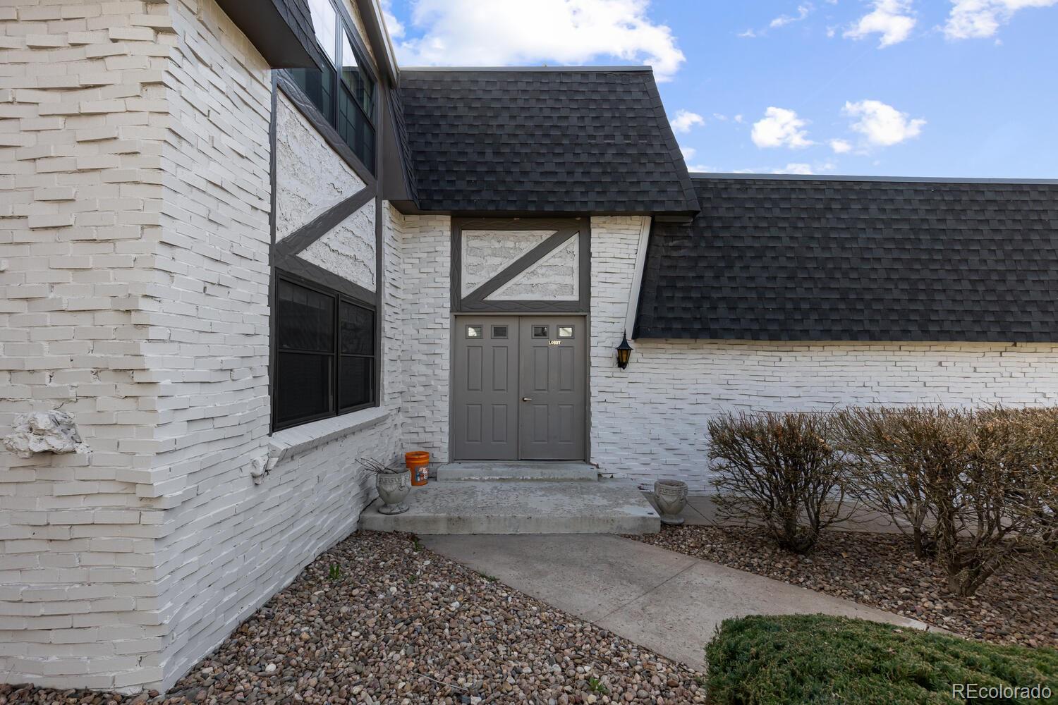 MLS Image #28 for 3511 s hillcrest drive,denver, Colorado