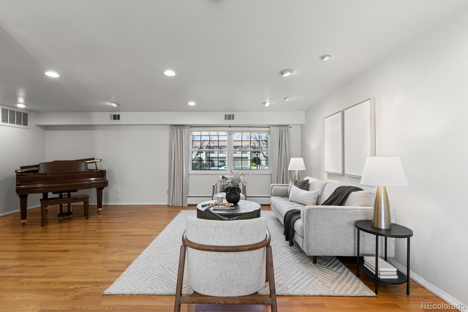 MLS Image #3 for 3511 s hillcrest drive,denver, Colorado