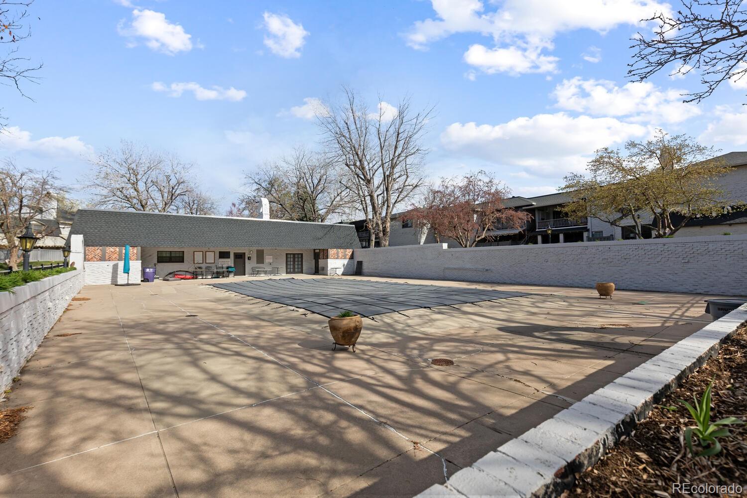 MLS Image #32 for 3511 s hillcrest drive,denver, Colorado